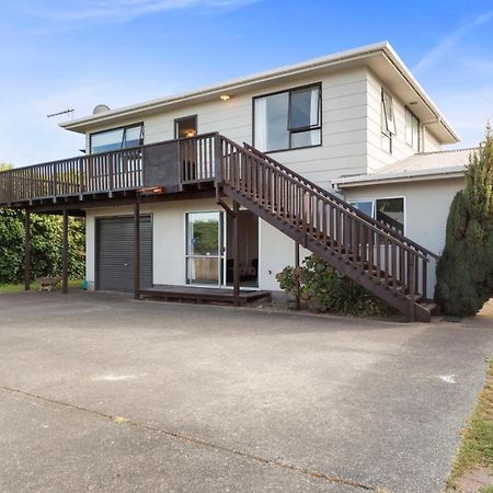 Rainbow Lake House - Lake Taupo Holiday Home Esterno foto